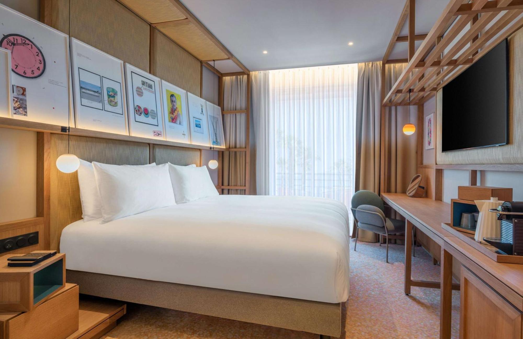 Canopy By Hilton Hotel 4*